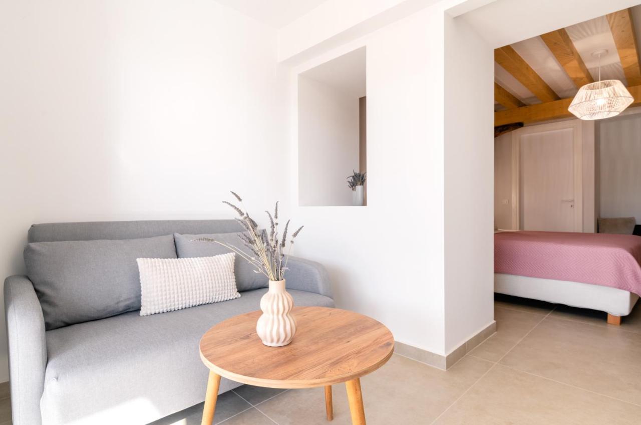 Casa Oliva Tsoukaladhes