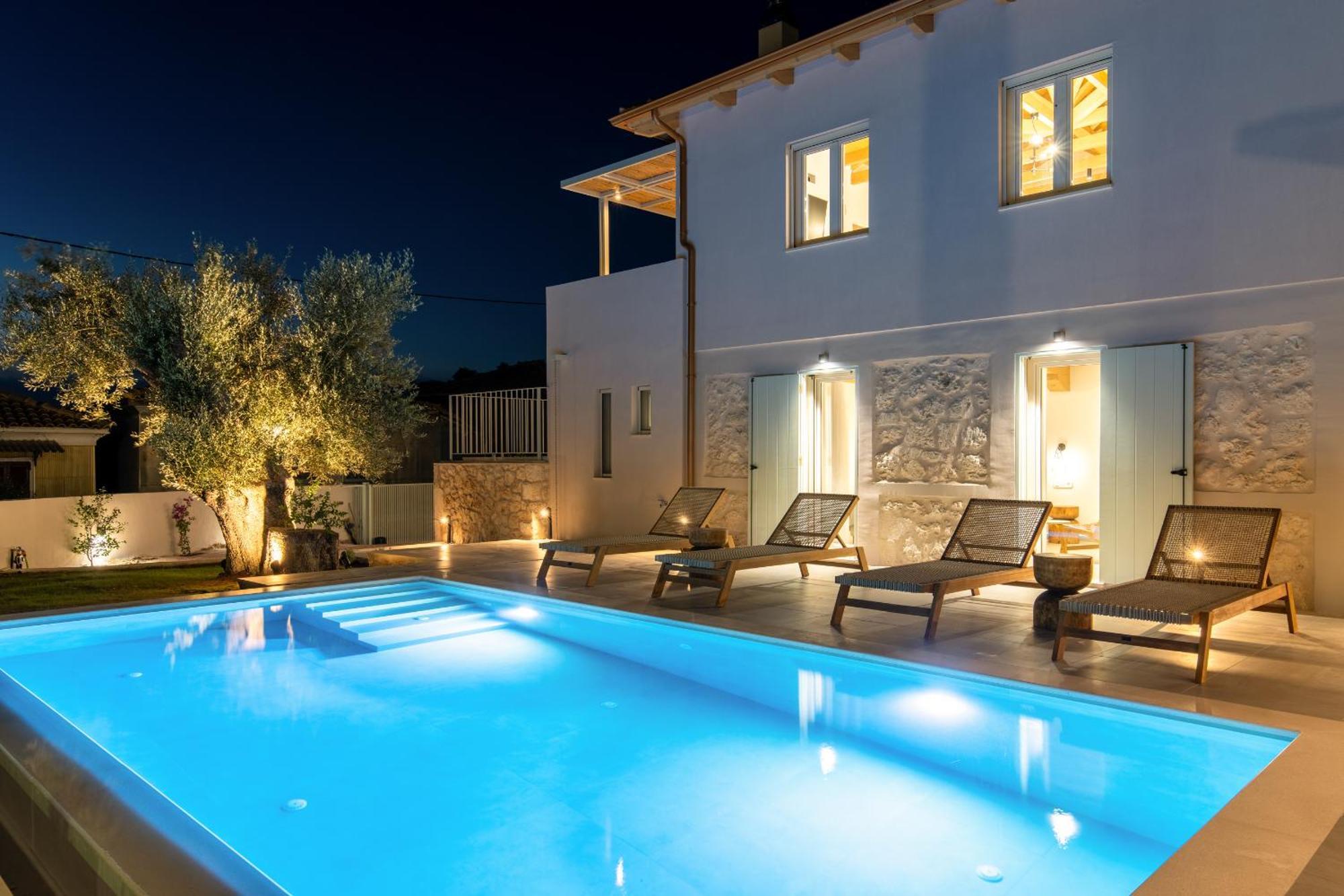 Casa Oliva * Tsoukaladhes
